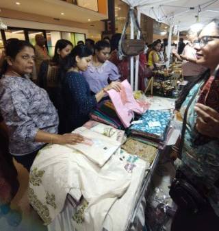 Flea Market (25).jpg